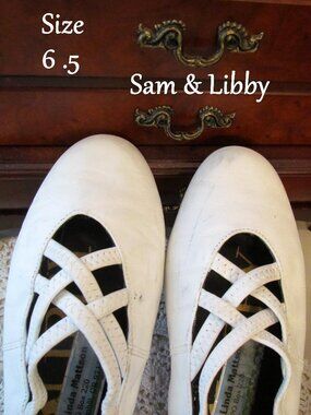 WHITE REGENCY STYLE BALLET FLATS, 6.5, SAM & LIBBY LEATHER COSTUME, DANCE SHOES